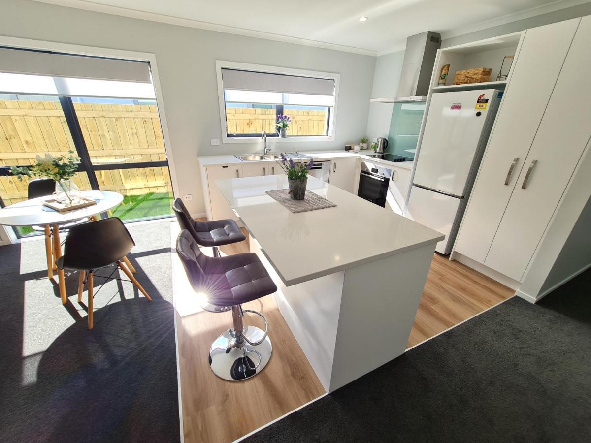 Brand New & Cosy In Kapiti - New 3-Bedrooms 4-Beds In Paraparaumu Exterior photo